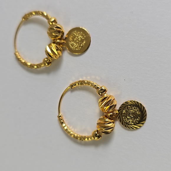 Vintage Dangle Hoop Earrings — Textured Beads & Coin Charms - Picture 4 of 5